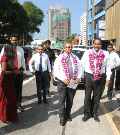 orient-finance-staff-on-opening-ceremony